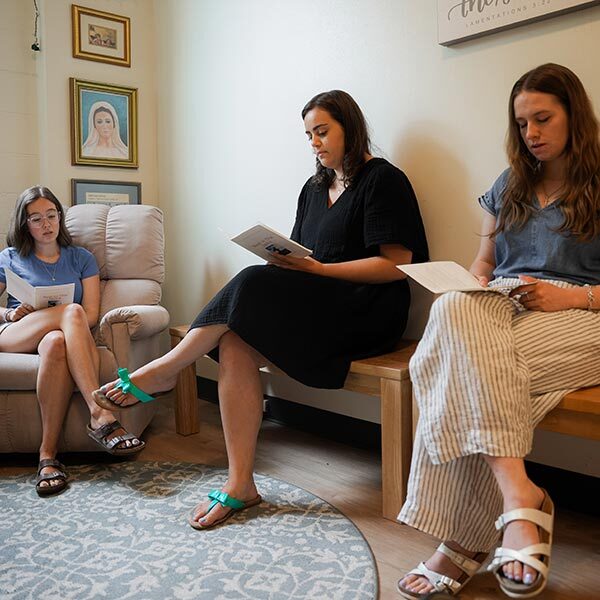 Serve-Page-Mission-Staff-Benefits-Circle Mission Staff Benefits